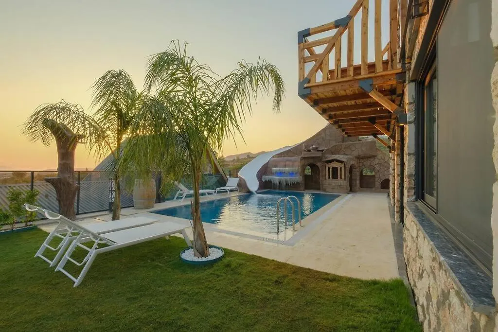 Villa Kaydirakli Ve Akvaryum Fethiye